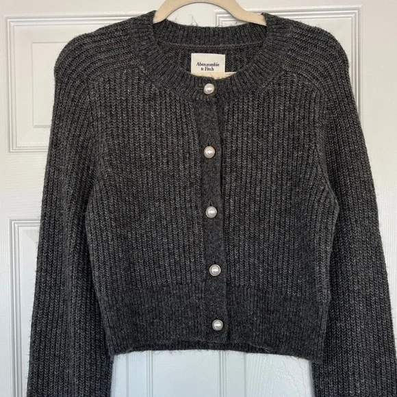 Pearl Button Cardigan - Picture 3 of 7